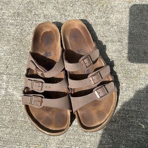 3-strap Birkenstock